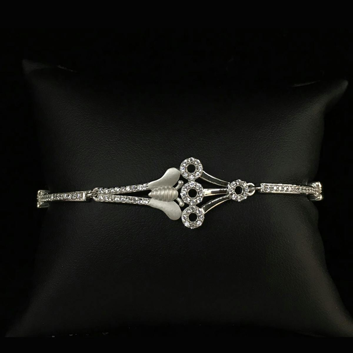 Enchanted Elegance silver bracelet